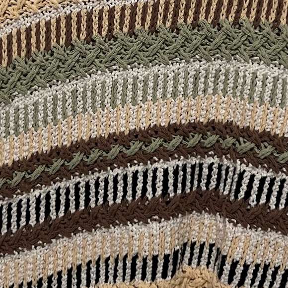 Elan Stripe Flutter Sleeve Sweater Vest - Picture 3 of 4